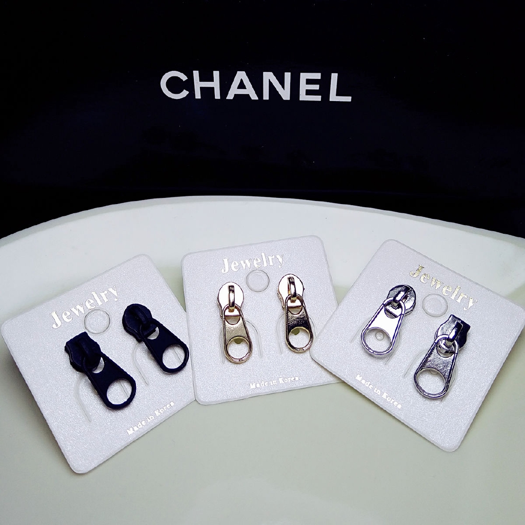 Khuyên tai hình khóa kéo độc đáo cá tính thời trang