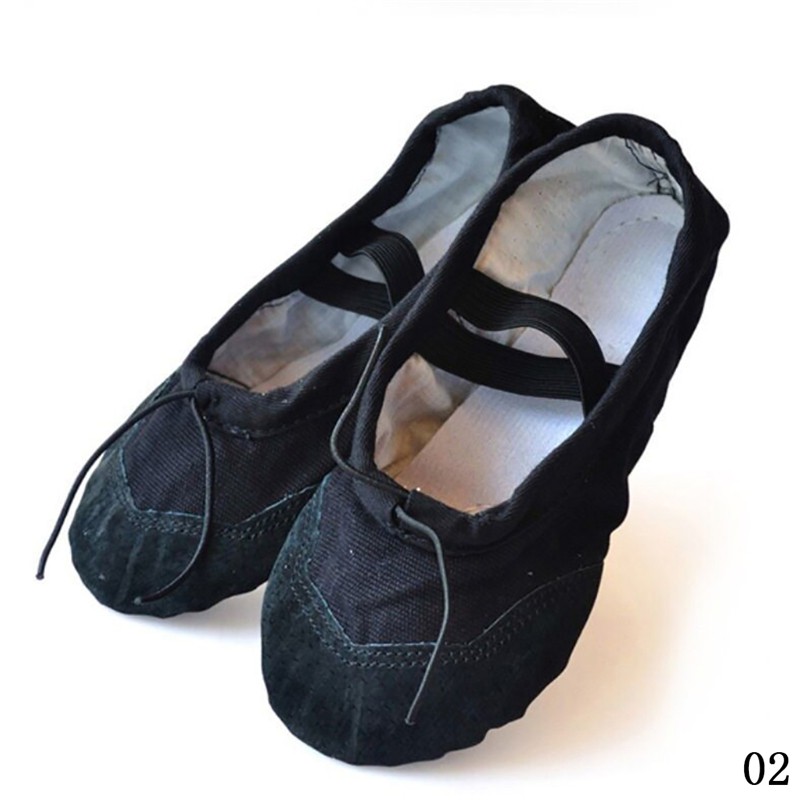 Giày tập múa ballet cho trẻ em và người lớn tiện dụng