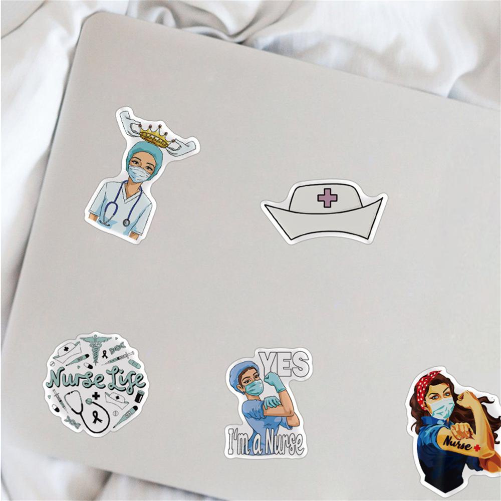 Bộ 50 Miếng Dán Họa Tiết Hoạt Hình Graffiti Trang Trí Vali Laptop DIY