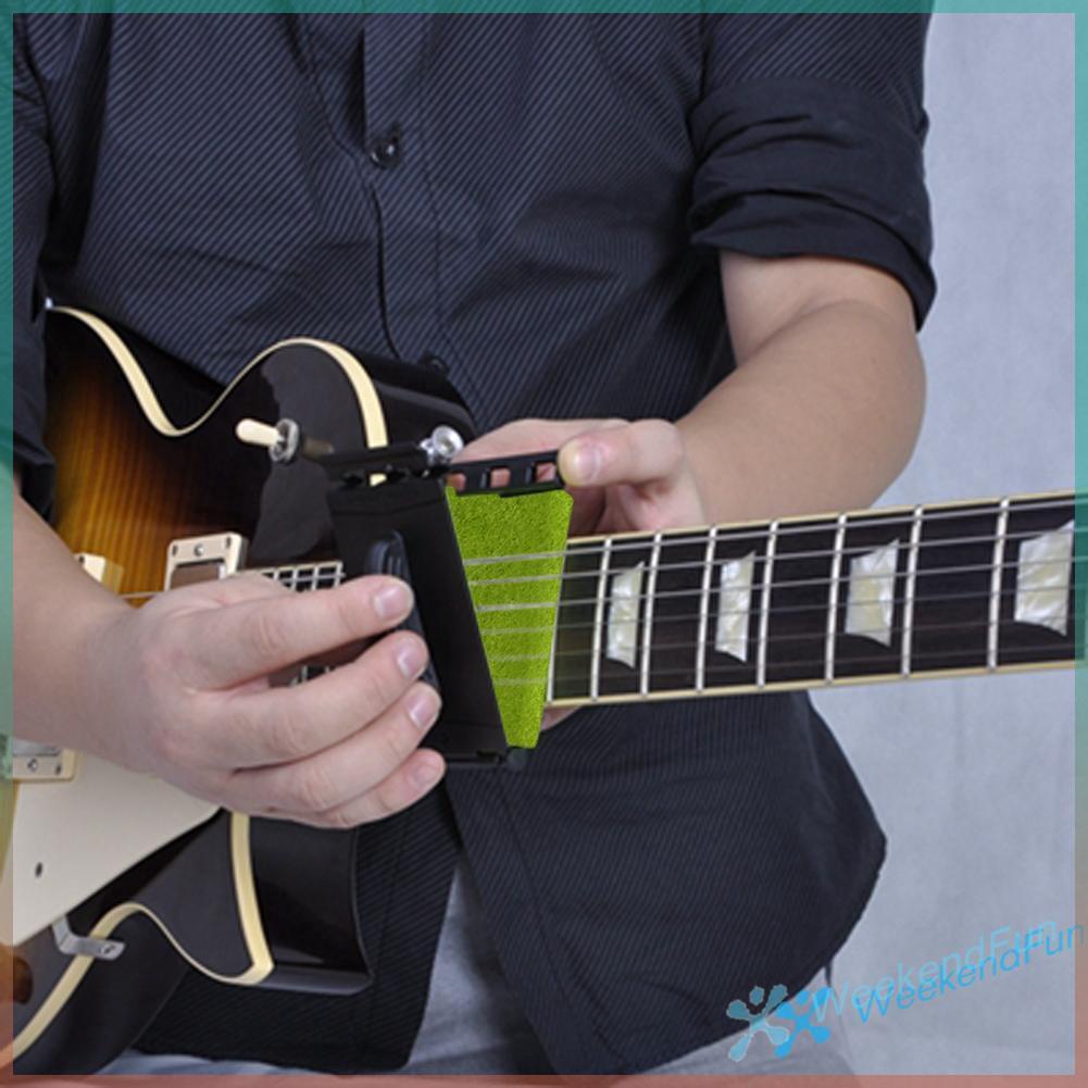 Dụng cụ vệ sinh dây đàn cho guitar điện