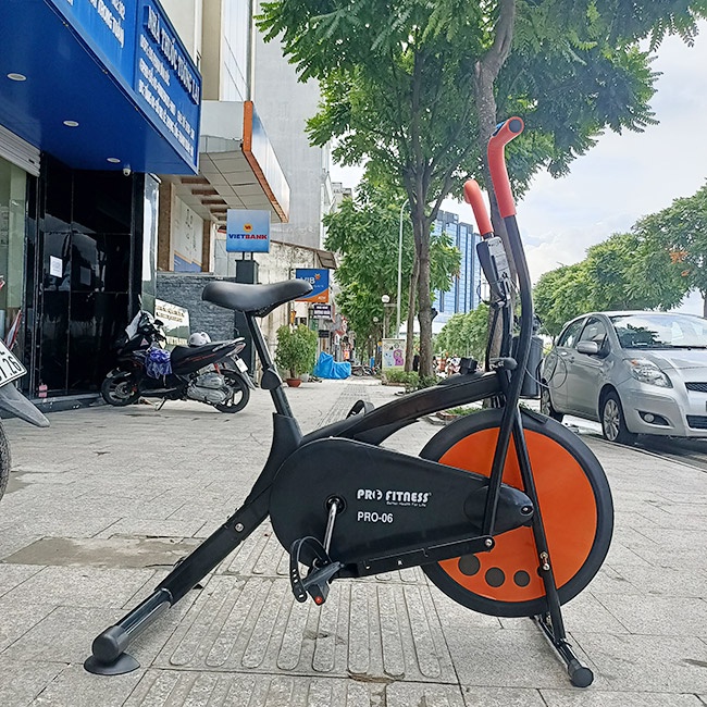 Xe đạp tập tại nhà, Xe đạp tập thể dục Pro Fitness PF–06
