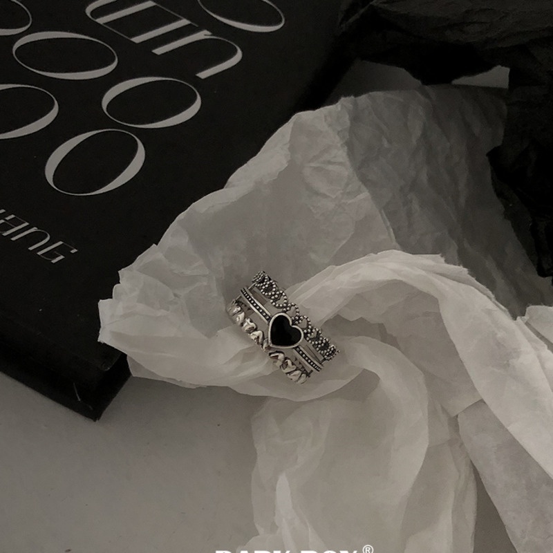 Nhẫn đeo tay hình trái tim phong cách retro cá tính