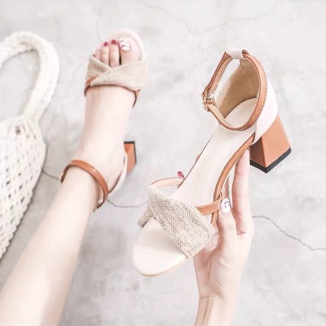 Giày cao gót thiết kế xinh xắn thời trang cho nữ