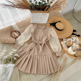 Đầm suông nút chân pli