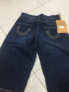 Quần jean lửng bé trai