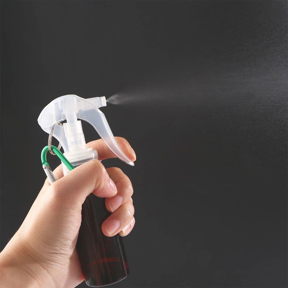 Chai nhựa đựng xà phòng dạng xịt AARON1 có móc khóa đầy màu sắc