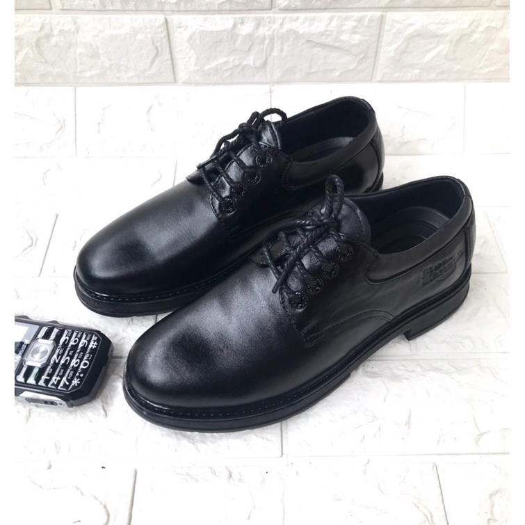 Giày Dr nam da bò thật..đế cao su mềm..mã D01..màu đen..kiểu dáng sang trọng..bảo hành dài hạn