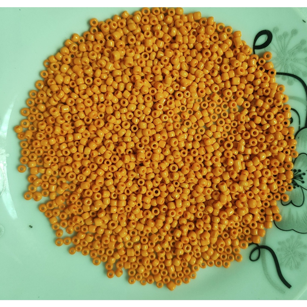 Gói 20gam Cườm đủ màu nhiều cỡ tấm 2mm, trung 3mm, đại 3,6mm - Nguyên liệu làm đồ Handmade