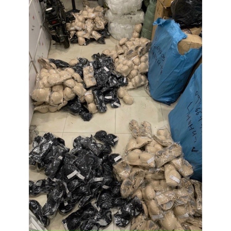 Áo lót cotton đệm mỏng có gọng mã 1001, có khe nhét mút xoài