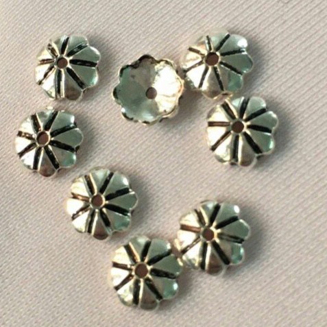 PKB5106 Charm hoa bạc thái số 3 size 5.5MM 10 cái/bịch