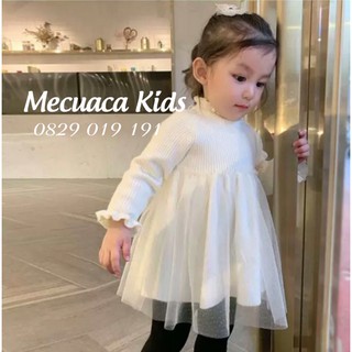 Váy len bé gái màu trắng cao cổ