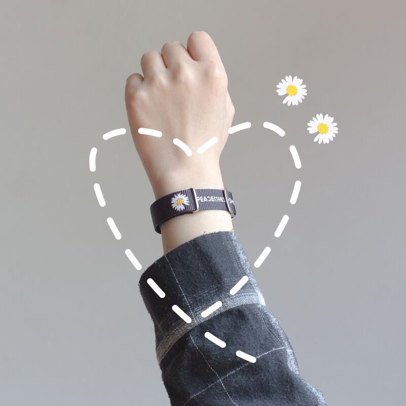 [Mã FAJGT8 giảm 15% đơn 99K] Vòng tay Unisex hoa cúc dành cho nam nữ Hot Trend PK10 Miucho | BigBuy360 - bigbuy360.vn