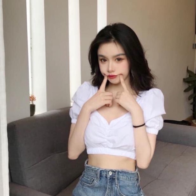 Áo croptop nữ kiểu tay phồng cổ vuông áo crt ôm tay ngắn dễ thương 2 màu LIKANO CRT51 | BigBuy360 - bigbuy360.vn