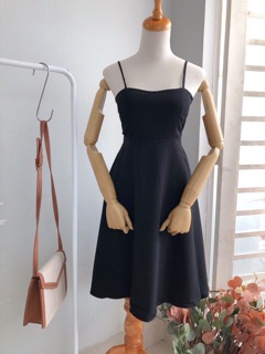 Đầm 2 dây cúp ngực