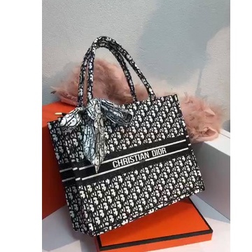 [TÚI SIZE LỚN] Túi Hoạ Tiết SIZE 36 Chất Đẹp Đựng Cả Thế Giới - Túi Xách Dio Hàng Hót Trell Năm Nay (SP200325)