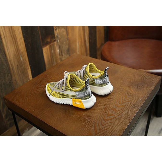 Giày sneaker trẻ em cao cấp mẫu Hot CG17