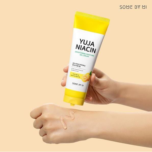 Kem Dưỡng Da Dạng Gel Chiết Xuất Trái Thanh Yên Some By Mi Yuja Niacin Brightening Moisture Gel Cream
