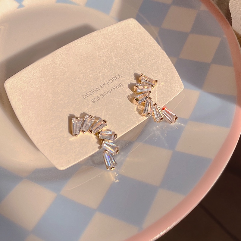 Bông Tai Đính Đá Zircon Phong Cách punk Hàn Quốc Sang Trọng Dành Cho Nữ s925 2022