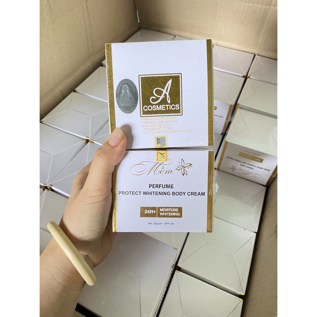 KEM BODY MỀM NƯỚC HOA 2020 Acosmetics Phương anh