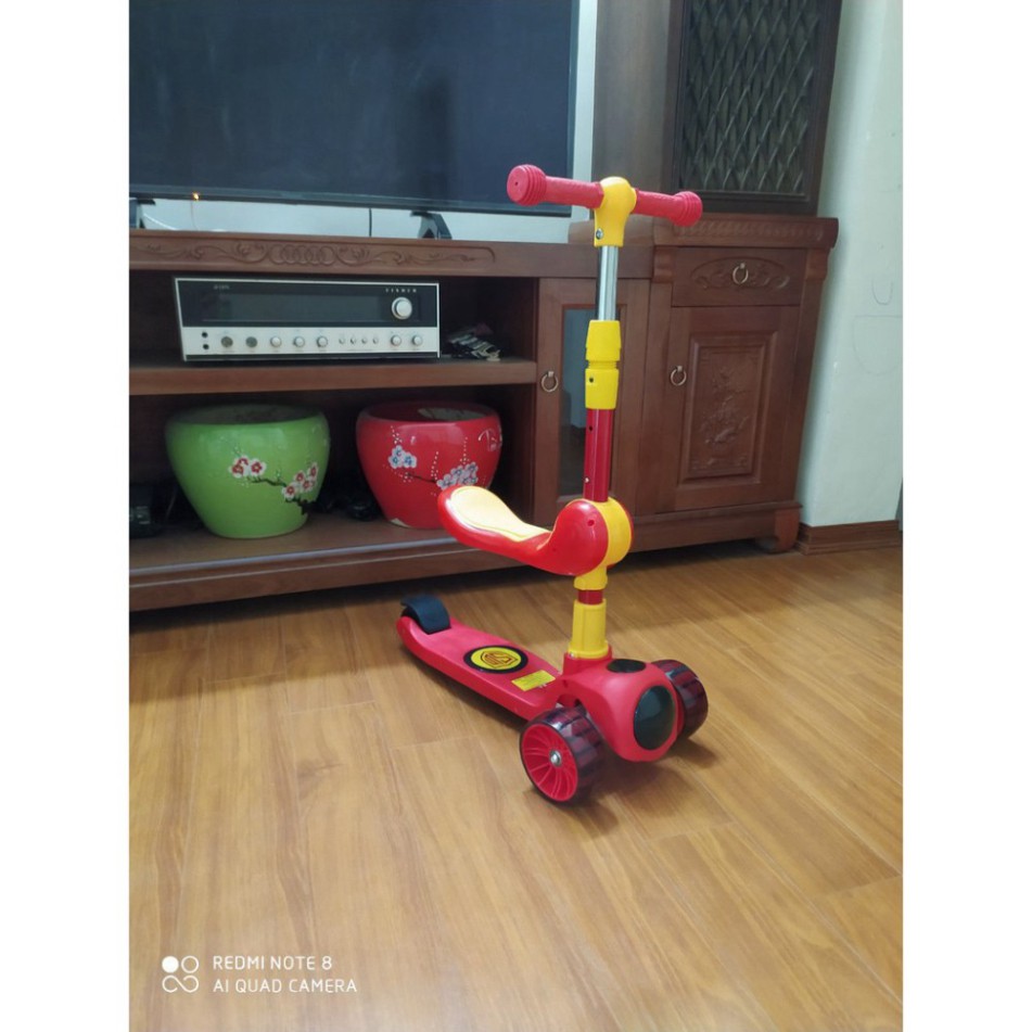 XE TRƯỢT SCOTTER KIÊM XE CHÒI CHÂN PHÁT NHẠC CÓ GHẾ NGỒI CHO BÉ MÃ 881  - Shop Lộc Hoa !