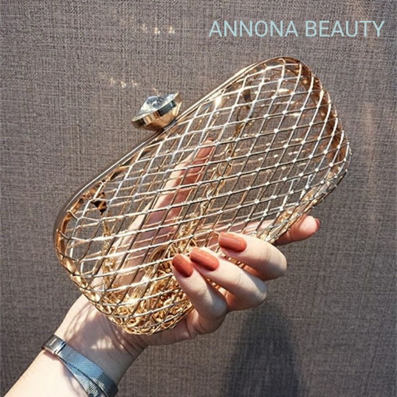 VÍ CẦM TAY KIM LOẠI SANG XỊN