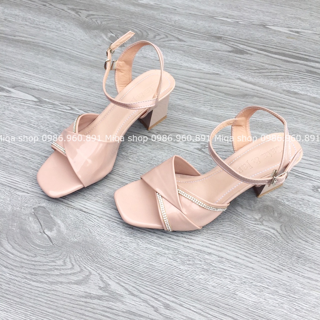 Sandal cao gót quai gấp đính đá đế vuông cao 5cm