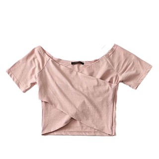 Phong cách thiết kế Áo thun một vai đeo chéo ngực một vai Sơ đồ trên cùng lộ xương đòn hở cao Áo thun nửa tay hở hở rốn phong cách kỳ nghỉ hàng đầu phiên bản Hàn Quốc Cao @ -