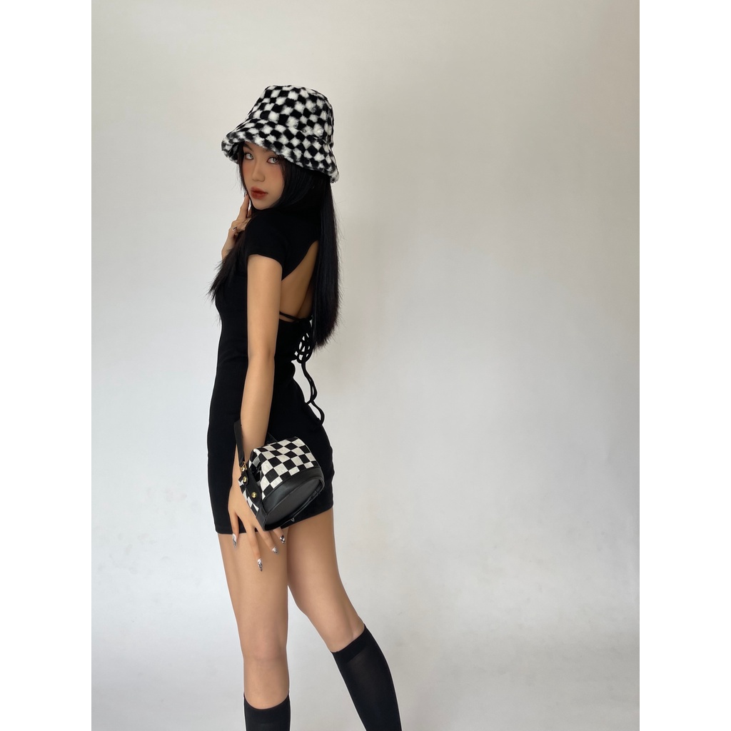 Đầm ôm body hở lưng tay ngắn - M DRESS - DEPASS