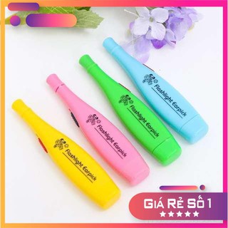 Dụng cụ lấy ráy tai có đèn hàng có hộp nhựa