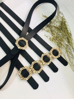 Nịt quần bản 2,5 cm. Mặt hoa đính đá