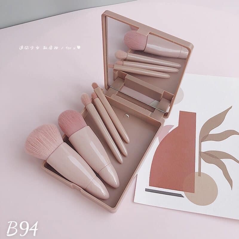 Bộ cọ trang điểm cá nhân 5 món kèm hộp có gương màu hồng siêu xinh
