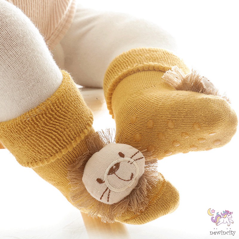 Đôi Tất Cotton Họa Tiết Hoạt Hình Nhiều Màu Tùy Chọn Chống Trơn Trượt Dễ Thương Thời Trang Cho Bé
