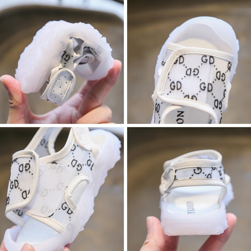 Xăng đan Đế Mềm Thoáng Khí Cho Bé