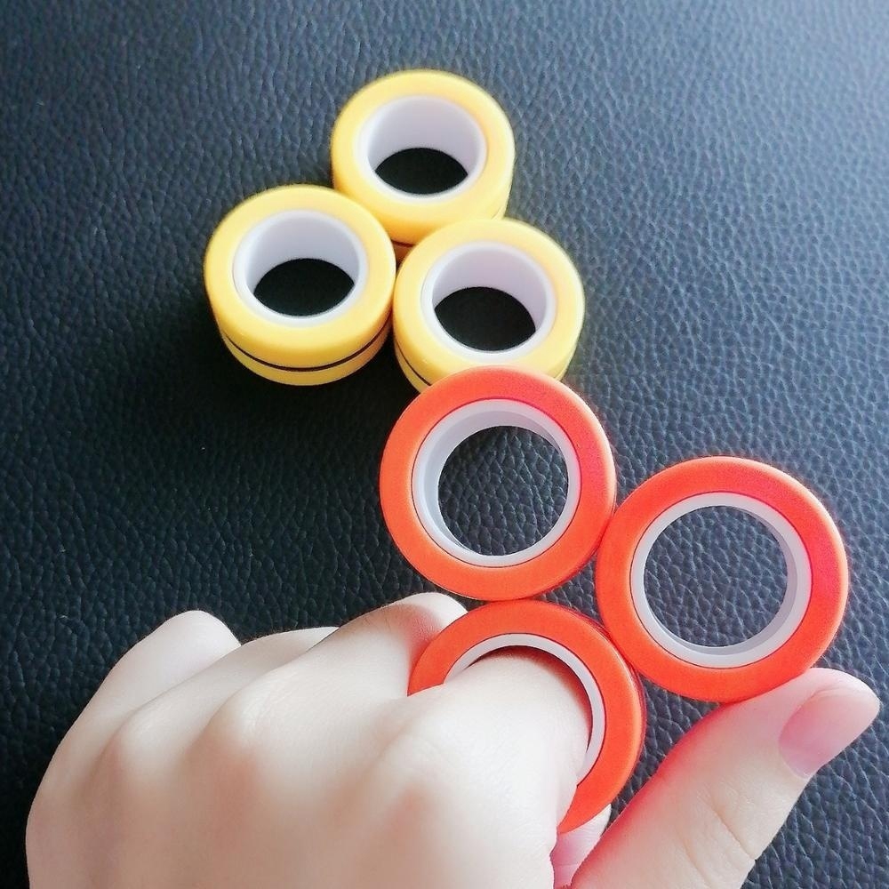 Con Quay Đồ Chơi Spinner Bằng Nam Châm, Giúp Giảm Stress