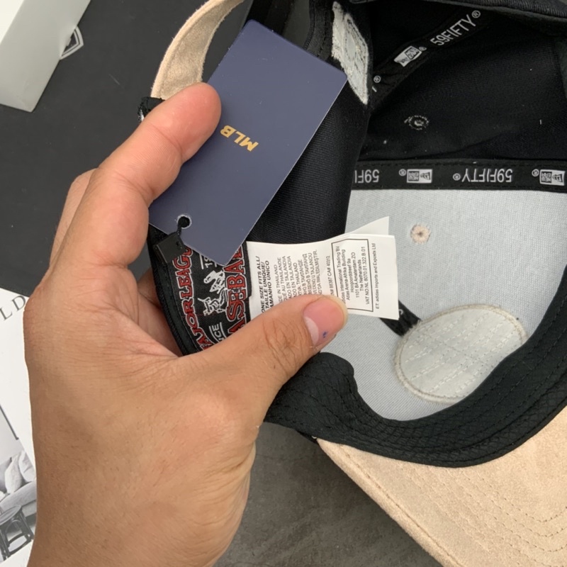Mũ Lưỡi Trai Kaki Phối Da Lộn Gắn Logo NY Tròn Khoá Xịn Full Tem Cao Cấp Nam Nữ