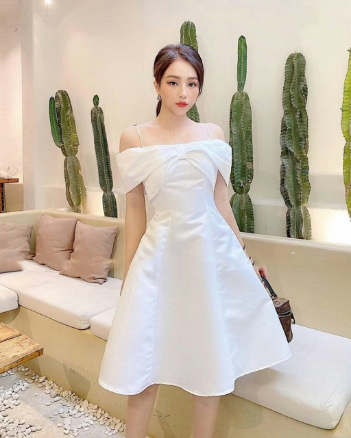 Đầm nơ trễ vai