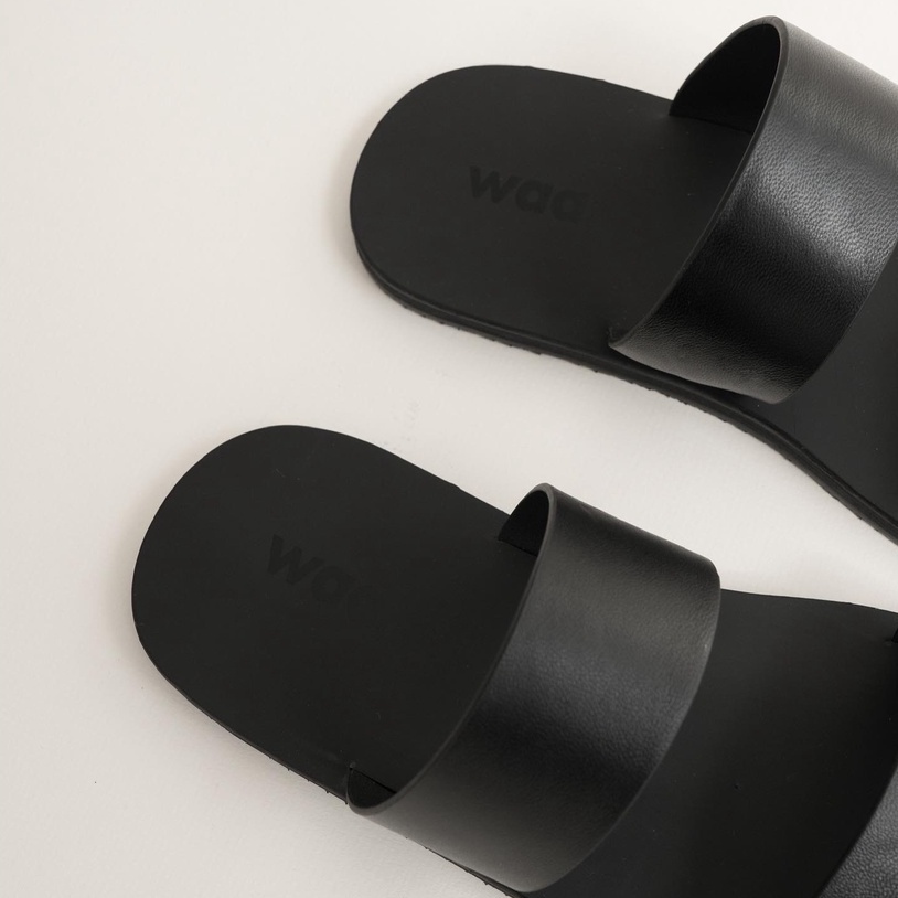 Dép 2 quai ngang Unisex HAI Sandals WAA.- DA THẬT 100% - Sản phẩm thiết kế - Màu đen