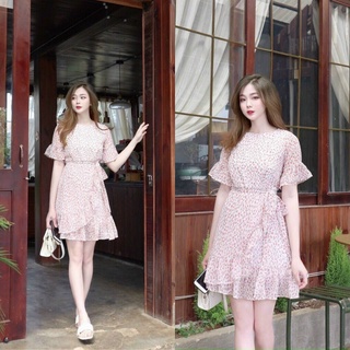 Đầm hoa nhí hồng, Váy hoa nhí trắng hồng ngắn Cao Cấp dáng xòe đuôi cá tay ngắn cổ tròn, có dây buộc eo - MiNhi