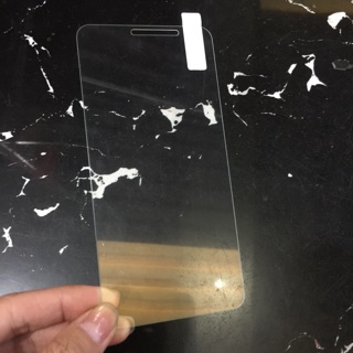 Kính cường lực galaxy J2 core có tặng phụ kiện lao màn hình