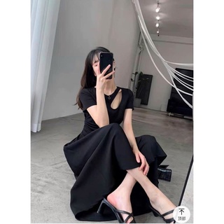 Đầm váy freesize đen khoéc vai