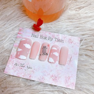 móng tay giả hồng