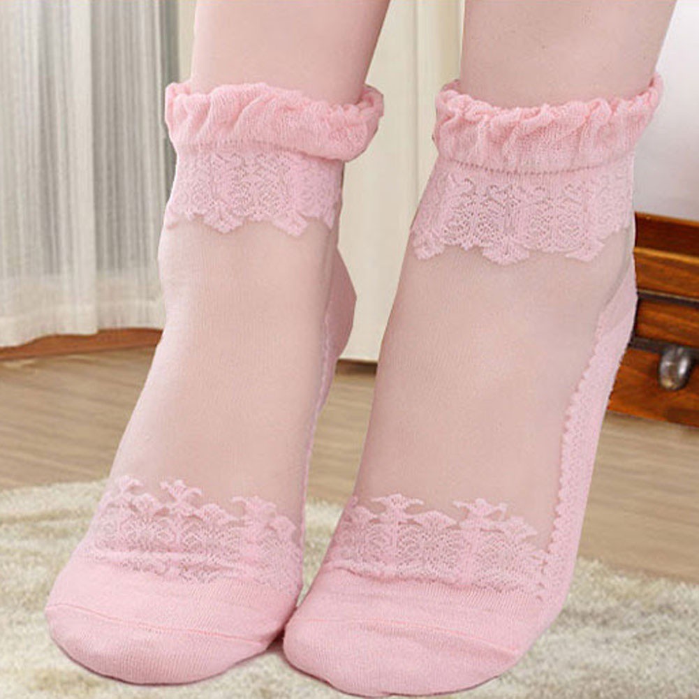 Cặp vớ cổ ngắn xuyên thấu phối ren siêu mỏng cá tính thời trang dành cho nữ