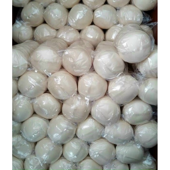 Mút ngực bra nữ