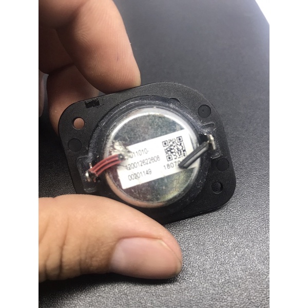 Loa treble lụa Harman Kardon từ neo