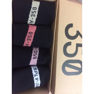Tất nam yeezy 120k/hộp 4 đôi sale còn 90k/hộp 4 đôi