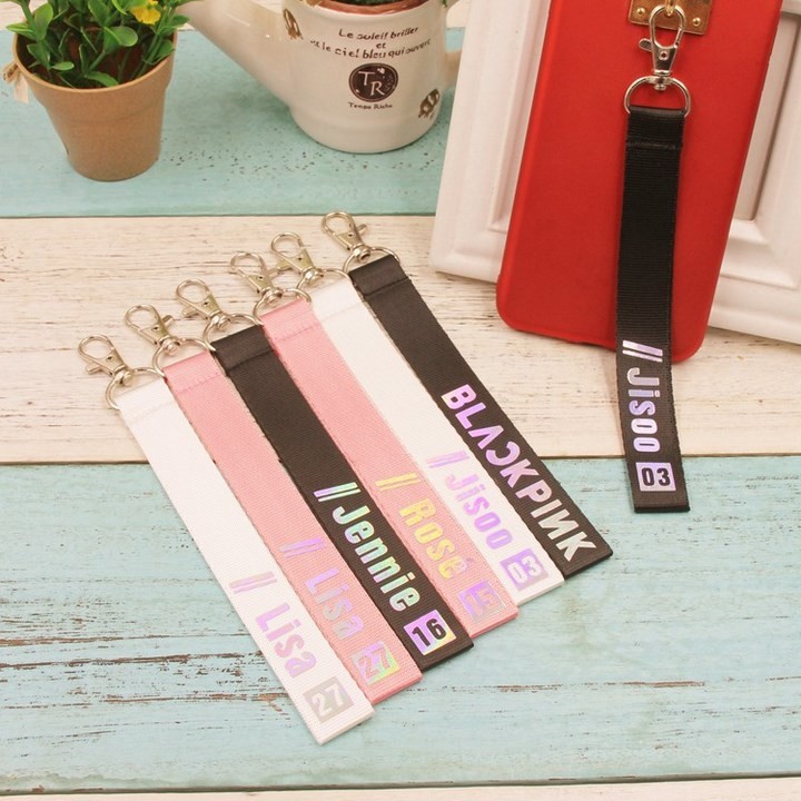 Nametag BP Lisa Jisoo Jennie Rose hai mặt strap móc khóa balo móc treo điện thoại tiện ích xinh xắn dễ thương