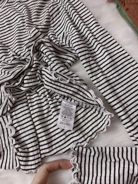 Áo croptop xuất dư xịn