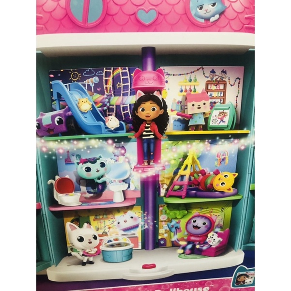 Nhà Gabby Dollhouse cao 60cm với 8 âm thanh và 15 phụ kiện