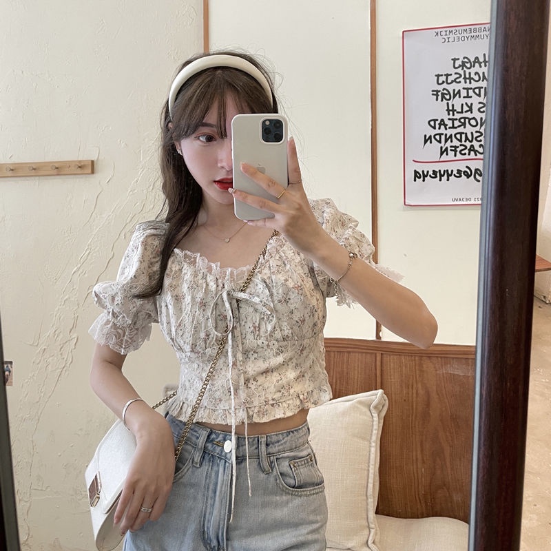 Áo Croptop Tay Phồng Họa Tiết Hoa Thiết Kế Mới Thời Trang Mùa Hè 2022