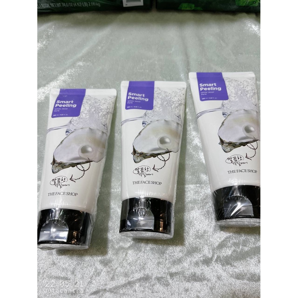 Tẩy da Chết Ngọc Trai TFS